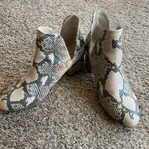 Steve Madden Booties